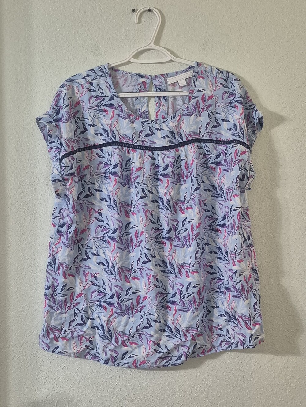 Light Blue Floral Cap-Sleeve Blouse with Navy Trim